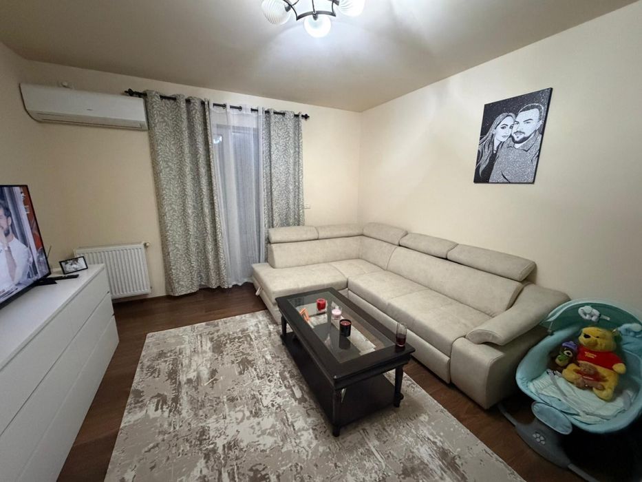 Proprietar, vând apartament!