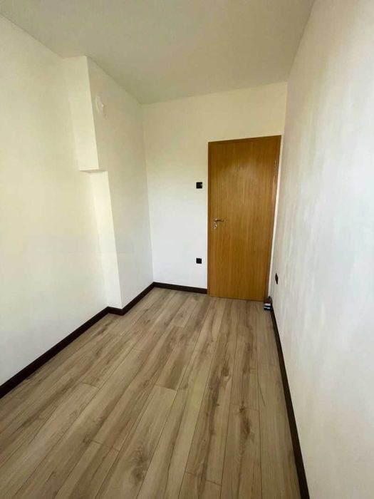 Продава се Тристаен апартамент в Пловдив, Кючук Париж - 51 кв.м за 2451 €/кв.м - Снимка #5