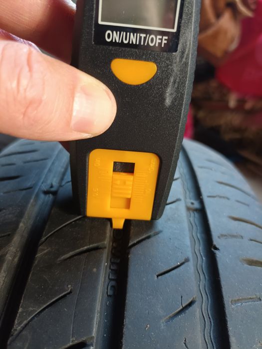 2 Anvelope vara 180/65 r14