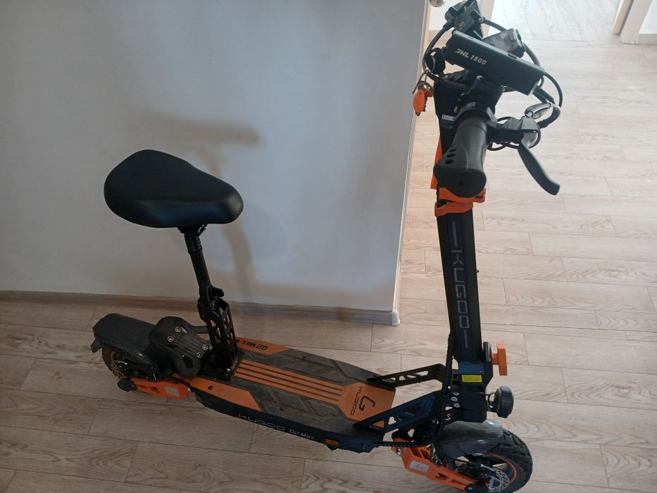 Продам электросамокат