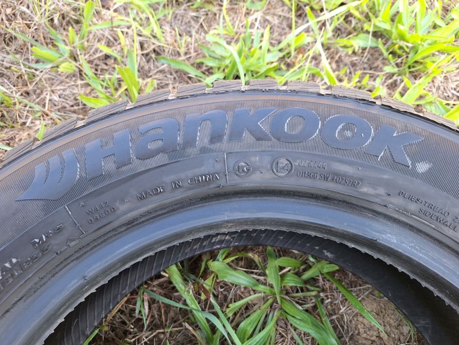 Anvelope de iarna  Cauciucuri  M+S 175 65 14 / 195 65 15 profil ca nou