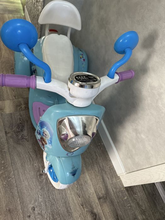 Детский мопед для девочки