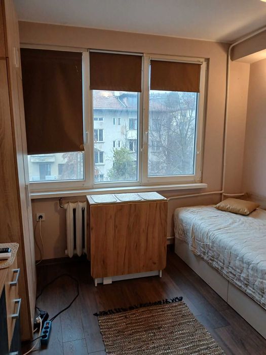 Дава се под наем Ателие в София, Лозенец - 20 кв.м за 298.86 € - Снимка #3