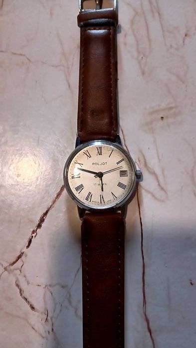 Ръчен часовник POLJOT