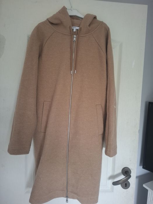 Дамско палто 38 номер и бржаво палтенце с цип