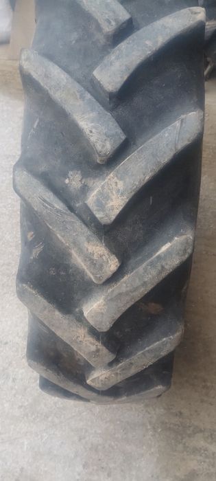 Cauciuc tractor 2 bucăți