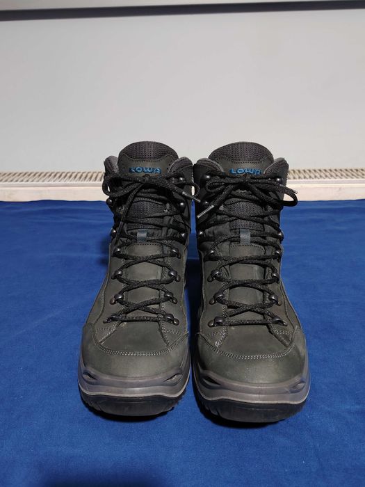 LOWA RENEGADE GTX Mid ghete din piele, mărimea 46, interior 29 cm.