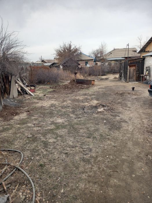 Продам времянку участок