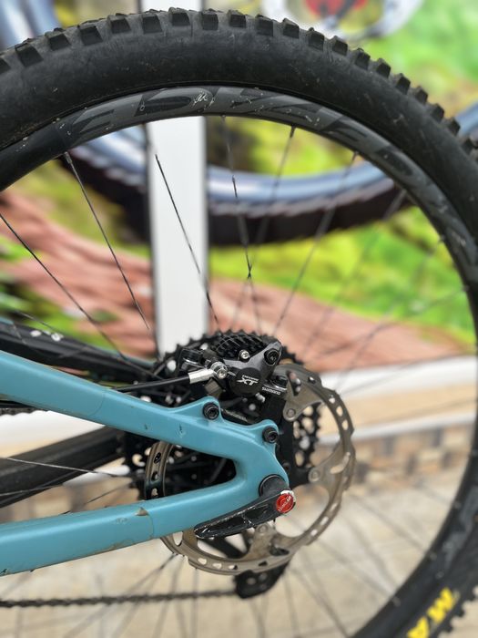 Santa Cruz Bronson CC 27.5 L топ ендуро, CC карбон, GX, XT, Reverb