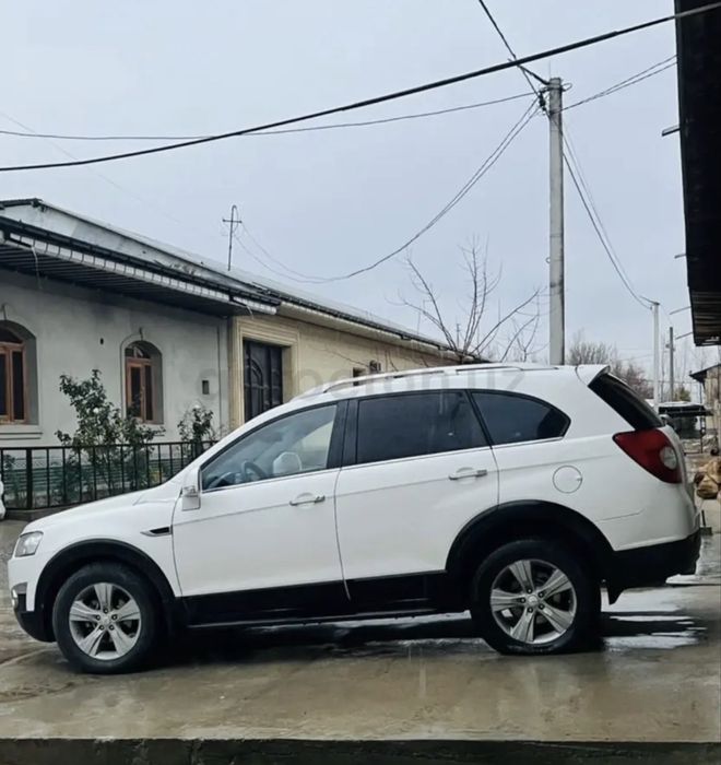 Chevrolet Captiva 2008 — 2