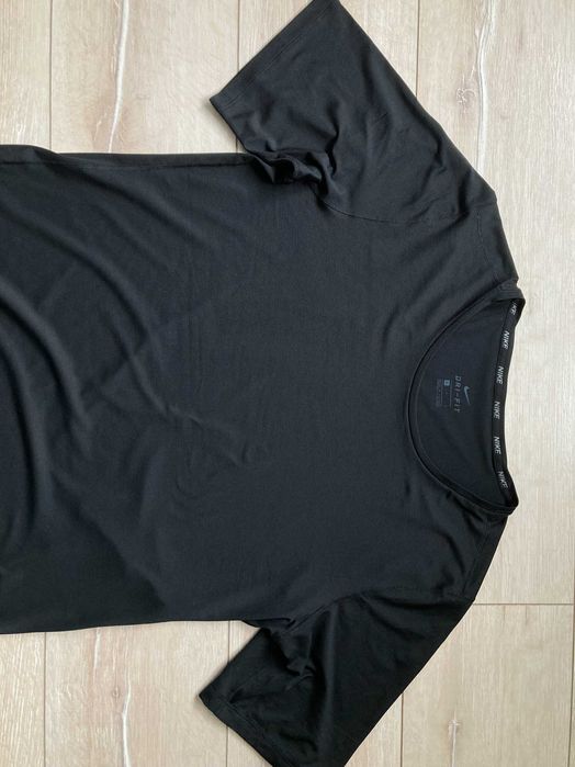 Найк Nike Utility Dri Fit мъжка тениска размер L