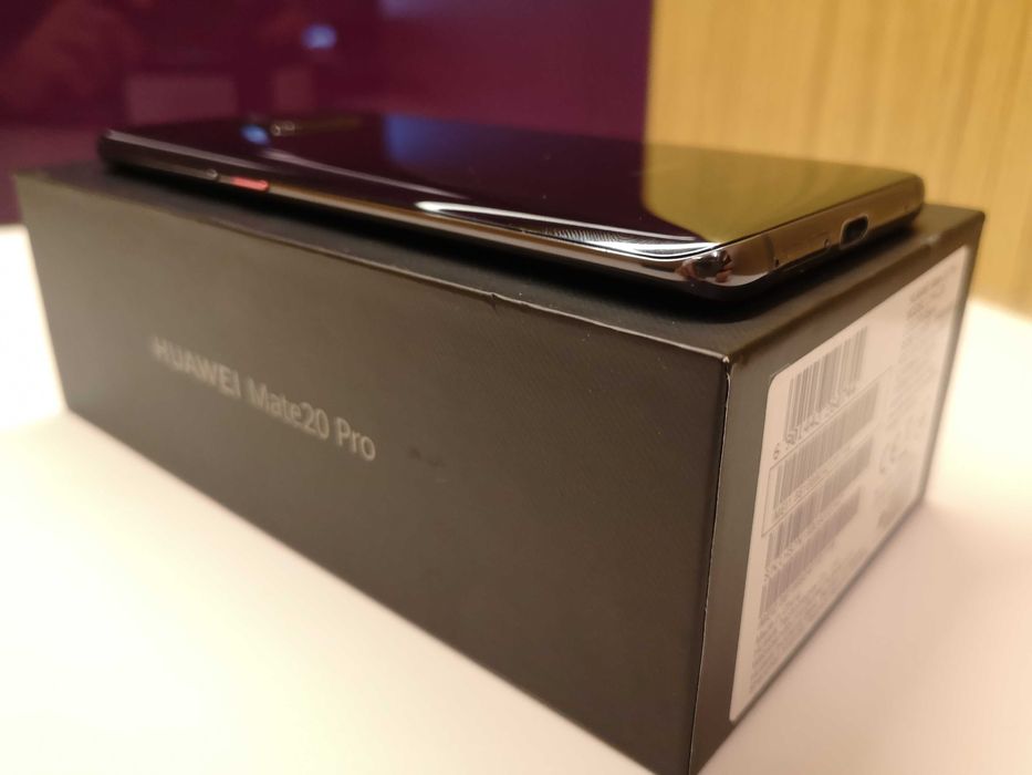 Huawei Mate 20 Pro - Като нов! Пълен комплект!