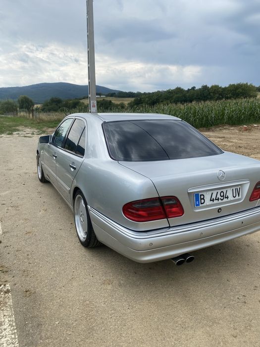 Mercedes benz E 1998