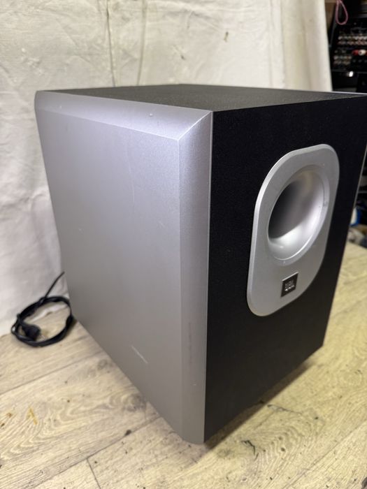 JBL SUB-140 8” bass
