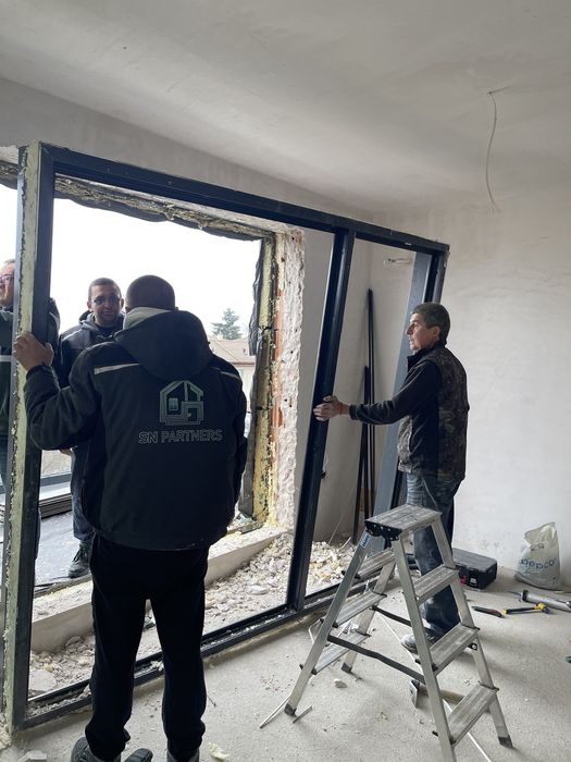 Чисто нова дограма с троен стъклопакет