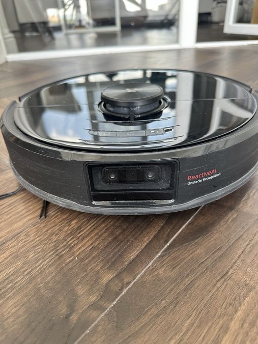 Продается робот пылесос Roborock S6 maxV