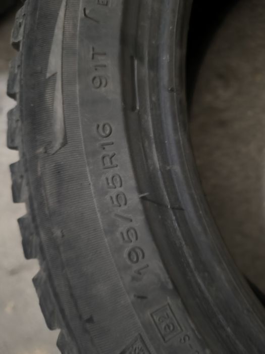 Продам шины бу зимние