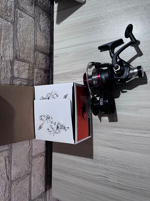 Продавам чисто нова макара QS4000