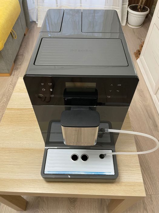Кафемашина Miele CM5315