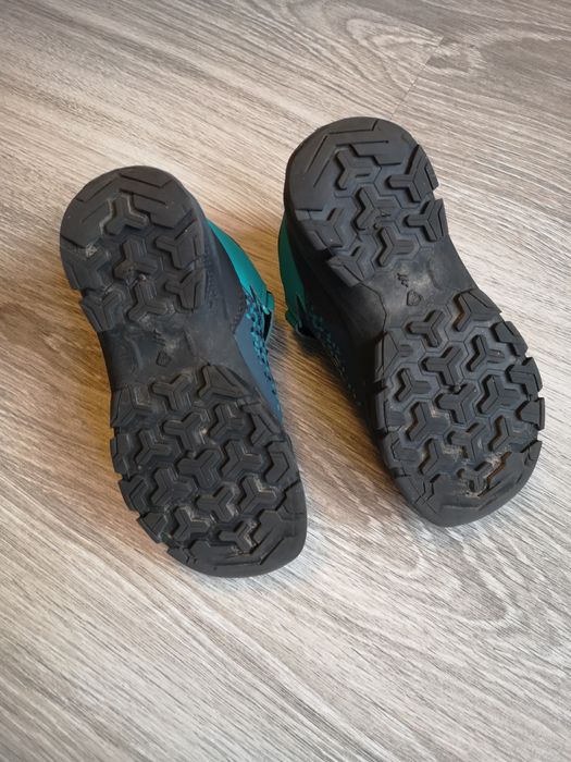 Bocanci Quechua copii, mar 31, 19 cm, stare f buna