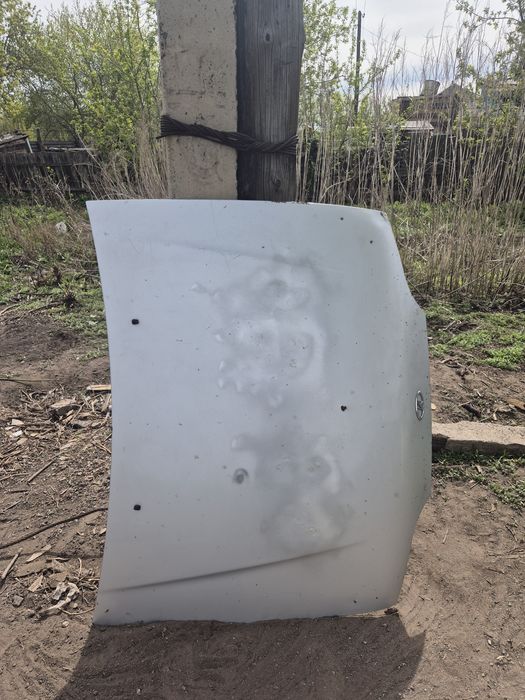 Продаю крышку багажника