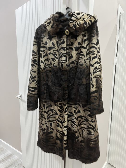 Продам норковую шубу