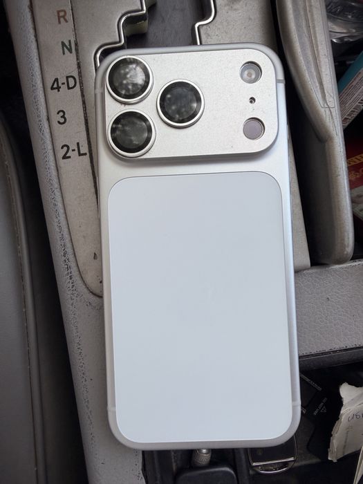 Iphone 17 pro 256gb.