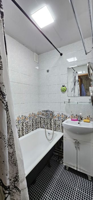 Срочно продается 2/1/4 юнусабад 14 . Метро Туркистон