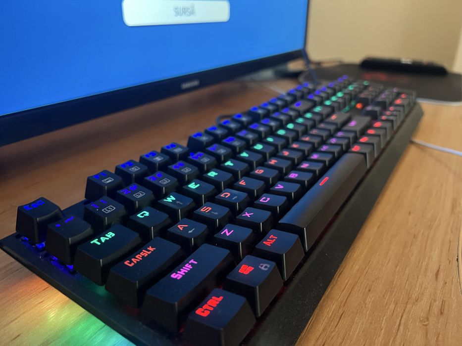 Tastatura mecanica gaming T-dagger