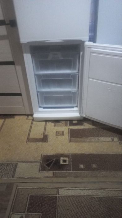 Холодильник техника