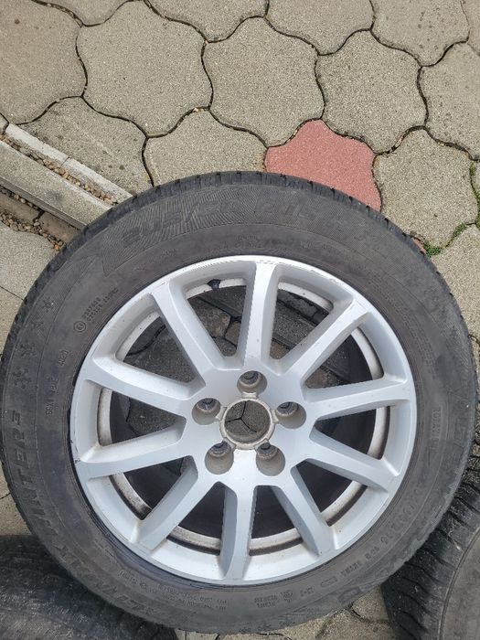 Roti audi , 205/60/16.dimensiune butuc 66,6 mm.