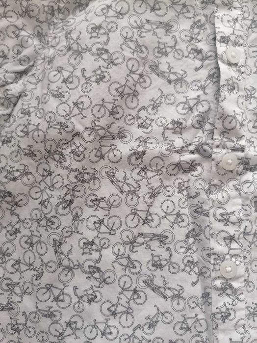 Красива ризка за малък мъж H&M