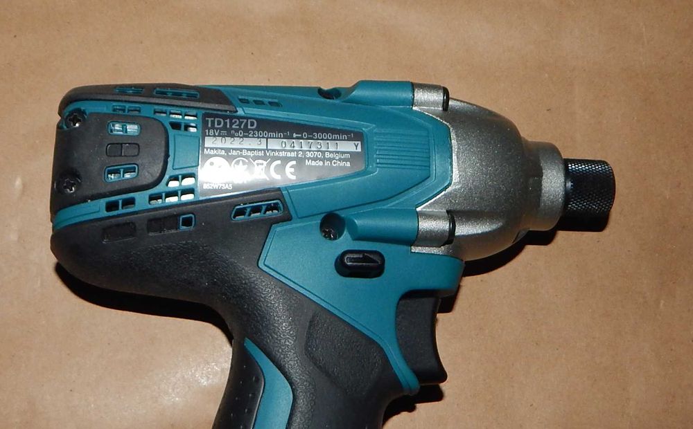 Makita TD127DWE Masina de insurubat cu impact, stare foarte buna