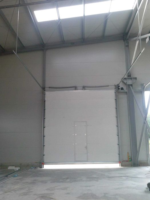 usi de garaj sectionale profesionale automate