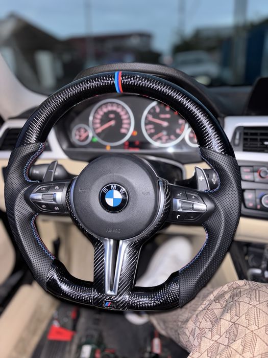 Volan BMW Carbon F10/F30/F01/F15/F16/F32/F25/F36/F20 etc Montaj Inclus