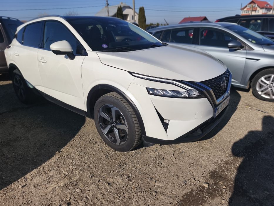 Nissan Qashqai 2023 1.3 manual