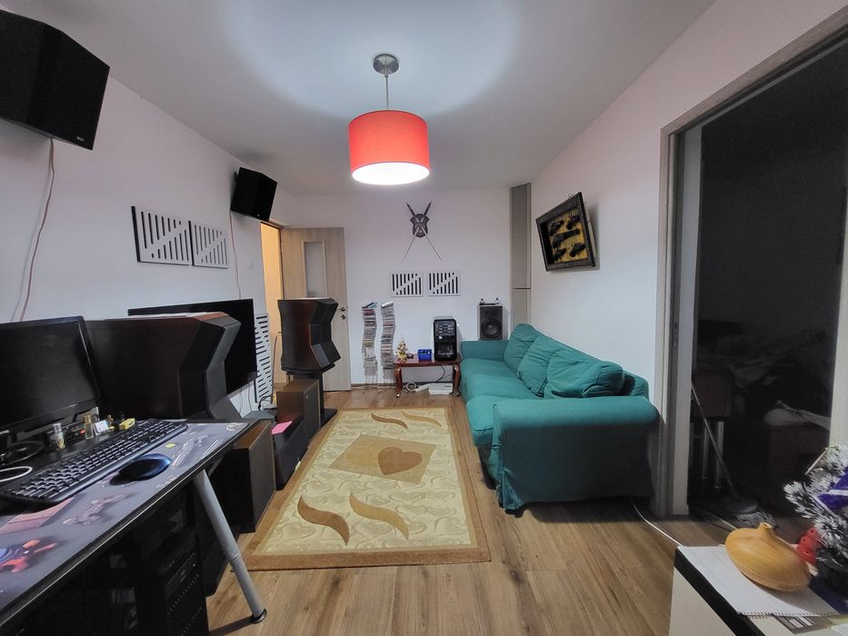 Vand apartament 2 cameraPloiesti, zona Polux