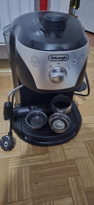 Кафе машина  Delongi
