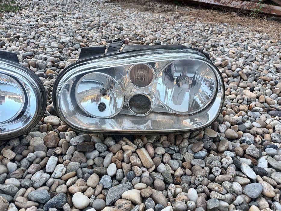 ляв и десен фар с халоген за фолксваген голф 4 VOLKSWAGEN GOLF 4
