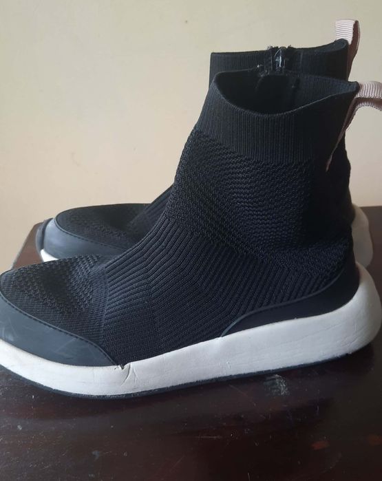 Детски боти Зара 34н и кецове Зара 37