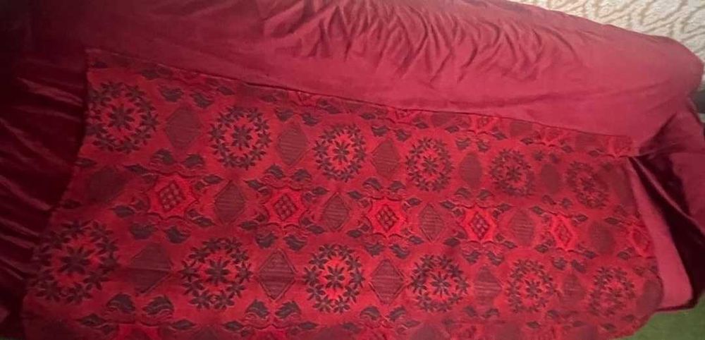 Автентични ръчно тъкани кувертюри и черги