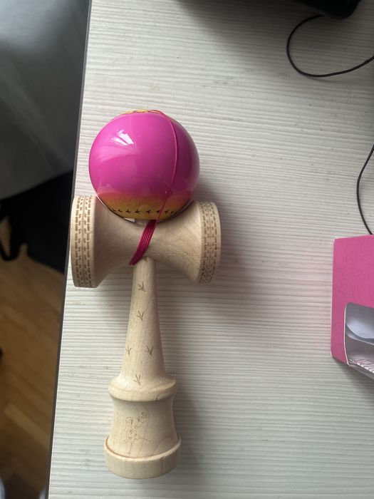 kendama bisoi  noua