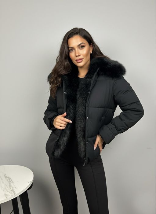 Дамско зимно яке / парка  с богата пухена яка