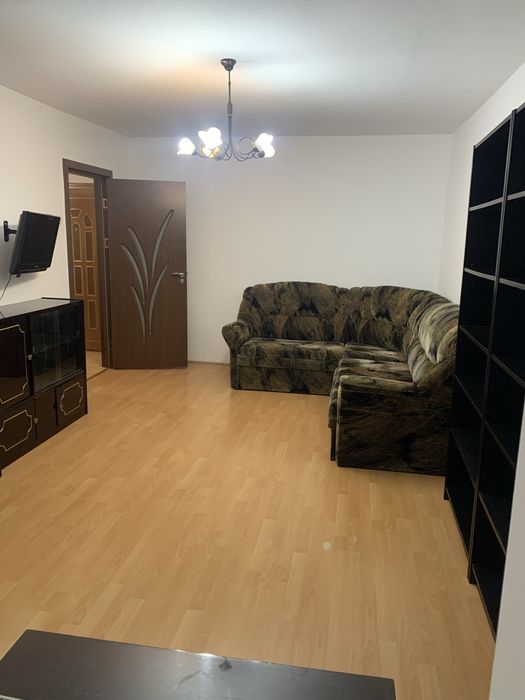 Vand apartament 2 camere decomandat