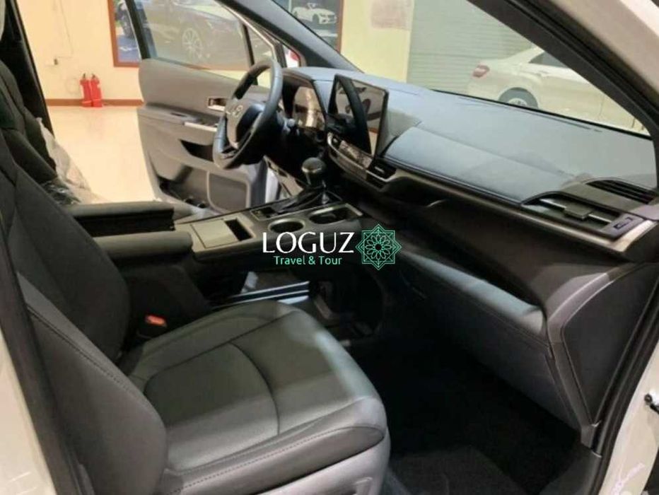 Гид на личном минивен для экскурсий и поездок по Бухаре и окрестностям