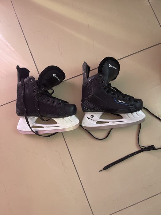 Продам коньки на подростка