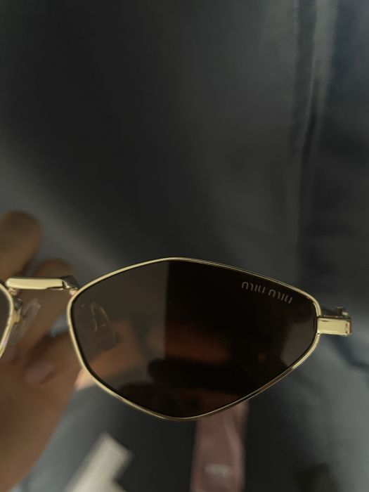 Ochelarii Miu Miu