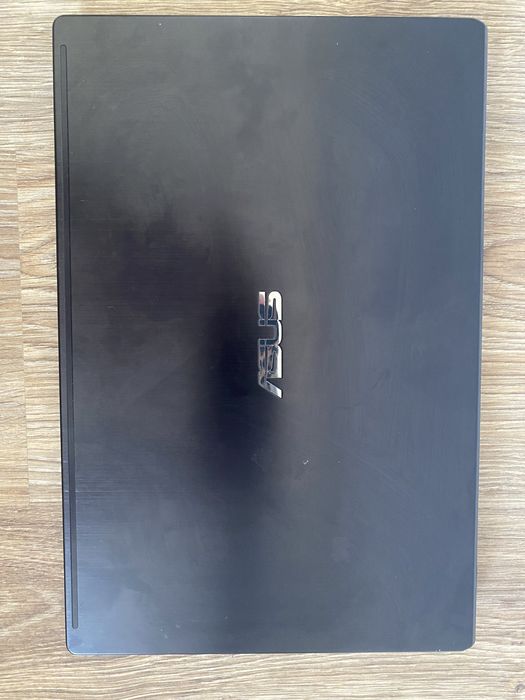 Продам ноутбук Asus laptop