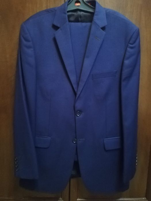 Продам костюм с брюками