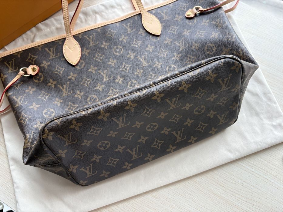 Louis Vuitton Neverfull MM, нова, пълен комплект